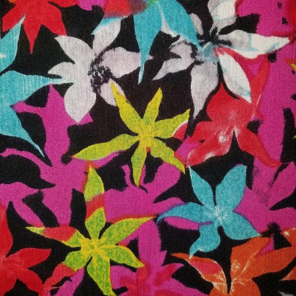 Vicki Wayne Floral Blouse 100% Rayon - Picture 5 of 11